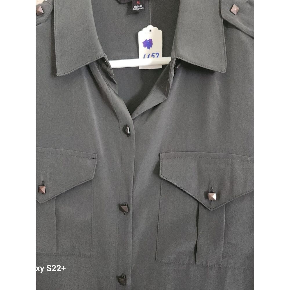 U52 Rock & Republic shirt Olive Green w square metal buttons & roll tab sleeves - Picture 2 of 16